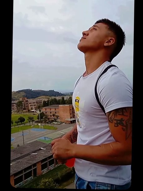 Nacktes geleaktes OnlyFans-Foto von Felipe Pinzon
