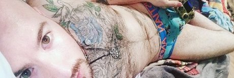 Nacktes geleaktes OnlyFans-Foto von Hawkeiros