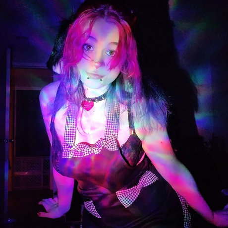 Nacktes geleaktes OnlyFans-Foto von Cherrypop