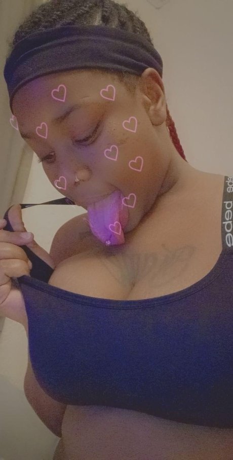 Nacktes geleaktes OnlyFans-Foto von Brina Love