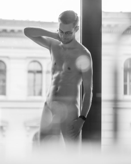 Nacktes geleaktes OnlyFans-Foto von Phlppbln