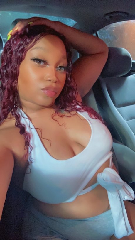 Nacktes geleaktes OnlyFans-Foto von Fantasiidir