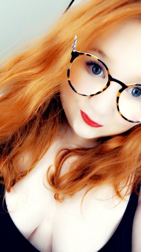 Nacktes geleaktes OnlyFans-Foto von Plussizered