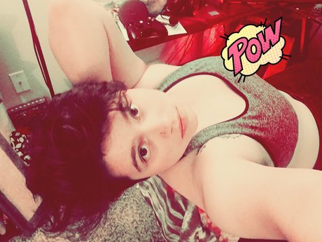 Nacktes geleaktes OnlyFans-Foto von Plum