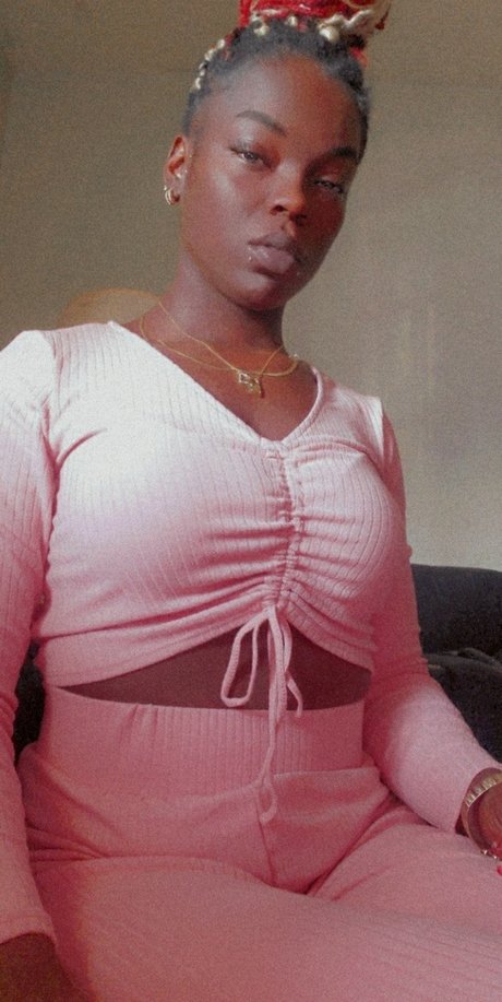 Nacktes geleaktes OnlyFans-Foto von Chocolatebabee69