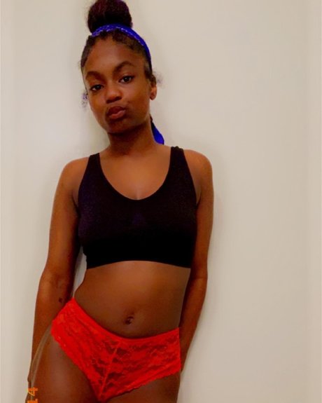 Nacktes geleaktes OnlyFans-Foto von Chocolate