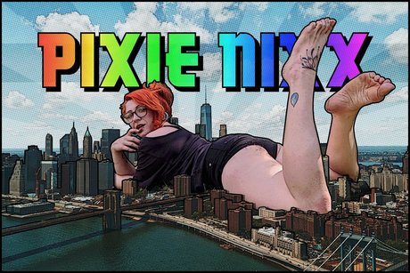 Nacktes geleaktes OnlyFans-Foto von Pixie Nixx