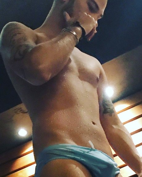 Nacktes geleaktes OnlyFans-Foto von Lore