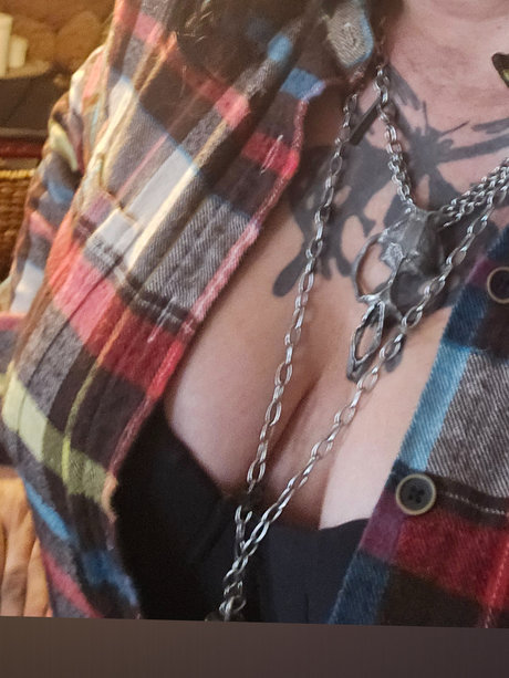 Nacktes geleaktes OnlyFans-Foto von Pirate Patti