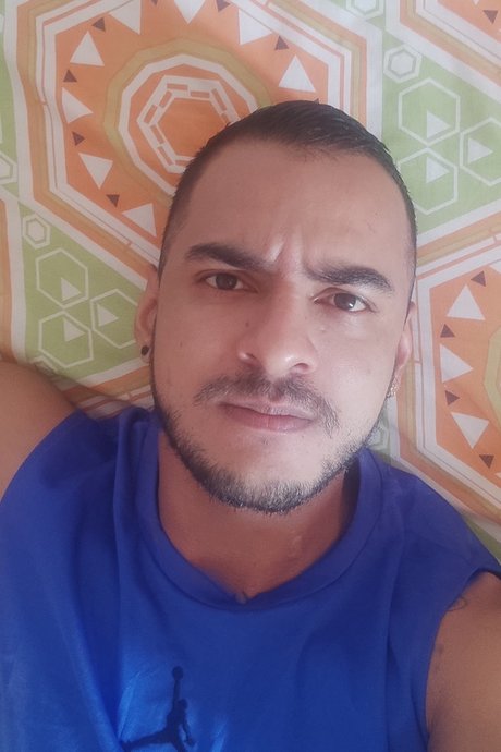 Nacktes geleaktes OnlyFans-Foto von Ivn Aguiar