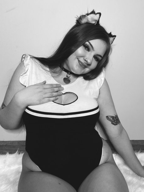 Nacktes geleaktes OnlyFans-Foto von Kavakitten