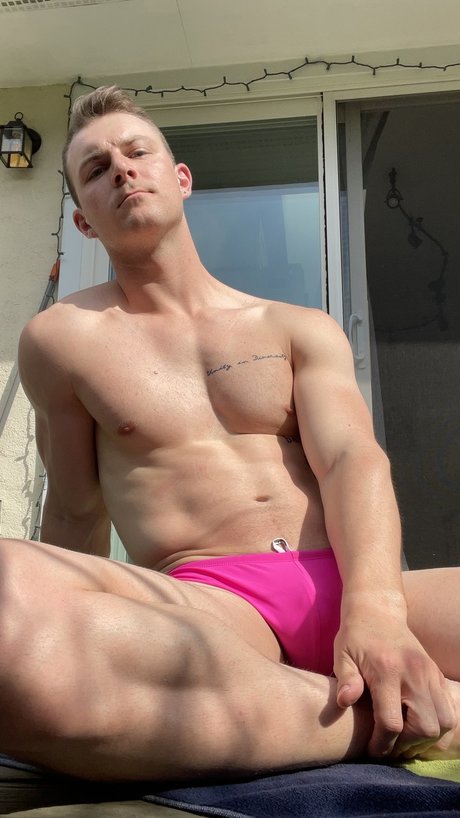 Nacktes geleaktes OnlyFans-Foto von Corey