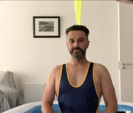 Nacktes geleaktes OnlyFans-Foto von Daddyownsson