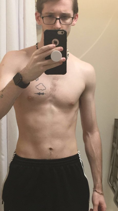 Nacktes geleaktes OnlyFans-Foto von Chris Taylor