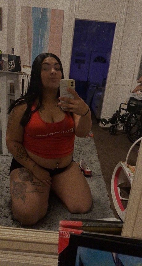Nacktes geleaktes OnlyFans-Foto von Constancekoira