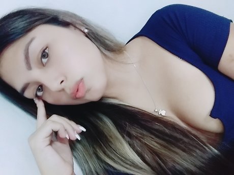 Nacktes geleaktes OnlyFans-Foto von Alexandra