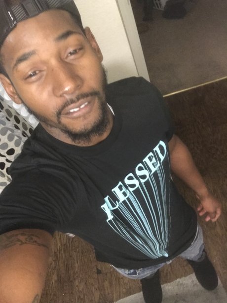 Nacktes geleaktes OnlyFans-Foto von Popeye Jefferson