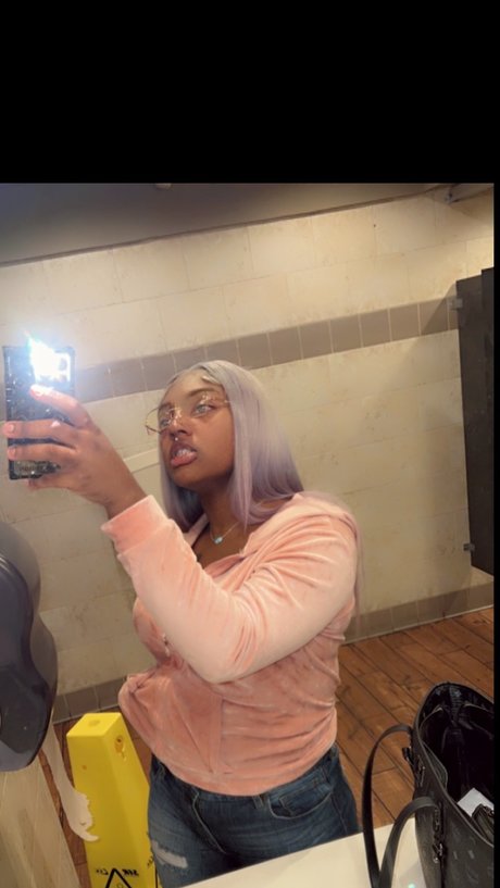 Nacktes geleaktes OnlyFans-Foto von Hiswcw