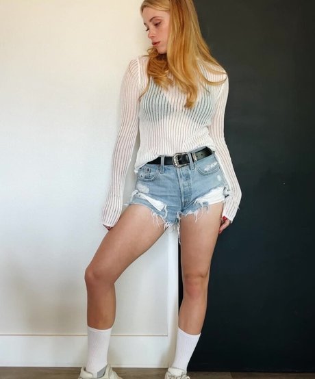 Nacktes geleaktes OnlyFans-Foto von Violet Brinson