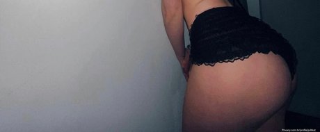 Nacktes geleaktes OnlyFans-Foto von Julitka