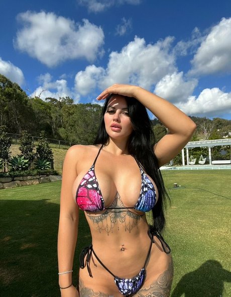 Nacktes geleaktes OnlyFans-Foto von Reneegracie