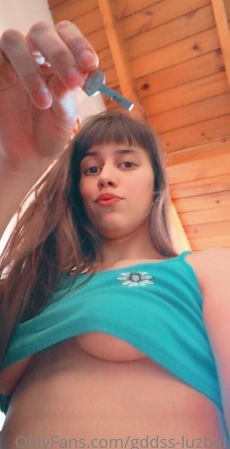 Nacktes geleaktes OnlyFans-Foto von Gddssluzbel