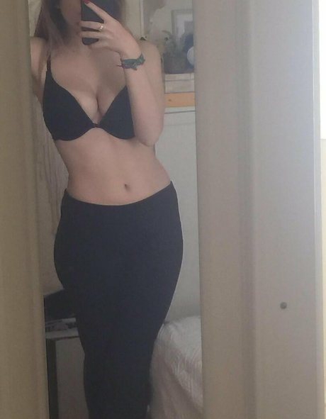 Nacktes geleaktes OnlyFans-Foto von Skeeterre