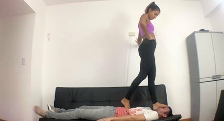 Nacktes geleaktes OnlyFans-Foto von Princessenola