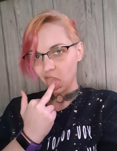 Nacktes geleaktes OnlyFans-Foto von Wyldestardust