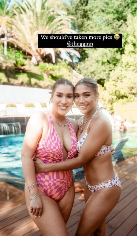 Nacktes geleaktes OnlyFans-Foto von Paige Hurd