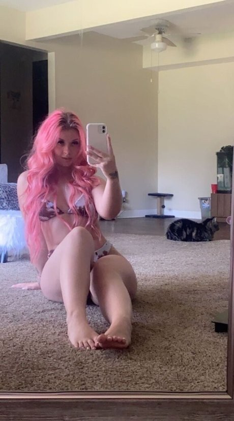 Nacktes geleaktes OnlyFans-Foto von Breonnamia
