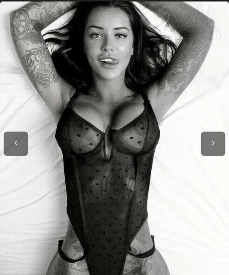 Nacktes geleaktes OnlyFans-Foto von Laurence Bedard
