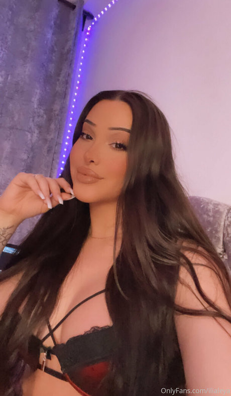 Nacktes geleaktes OnlyFans-Foto von Iliafox