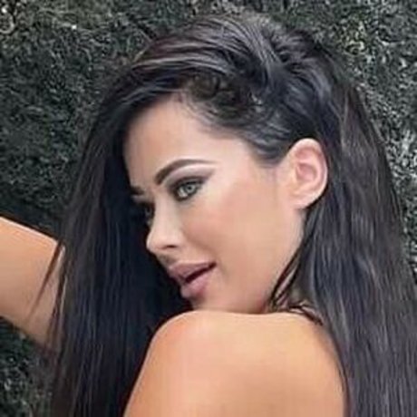 Nacktes geleaktes OnlyFans-Foto von Gieorgia Kettle