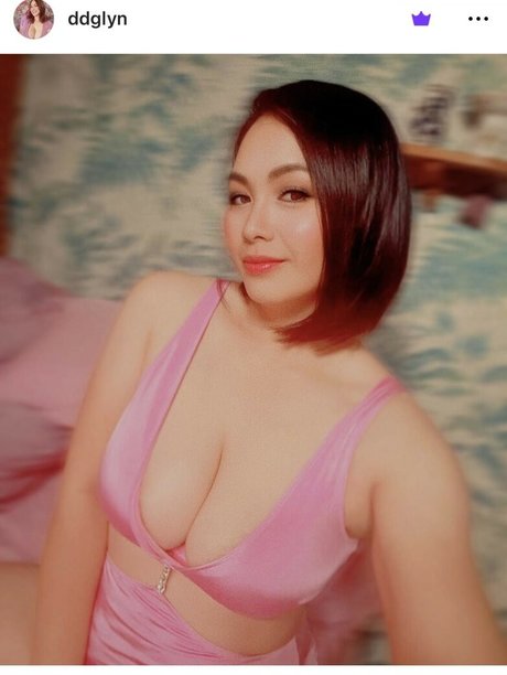 Nacktes geleaktes OnlyFans-Foto von Elyndee Therealelyndee