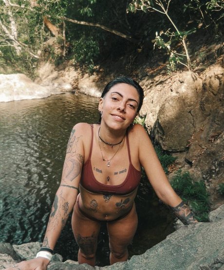Nacktes geleaktes OnlyFans-Foto von Lupe Cozzolino