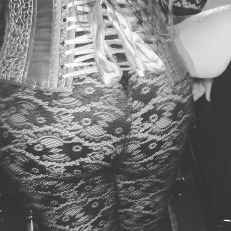 Nacktes geleaktes OnlyFans-Foto von Creolekityy