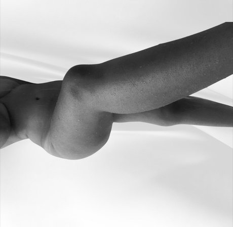 Nacktes geleaktes OnlyFans-Foto von Adriana Nicole