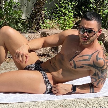 Nacktes geleaktes OnlyFans-Foto von Chino