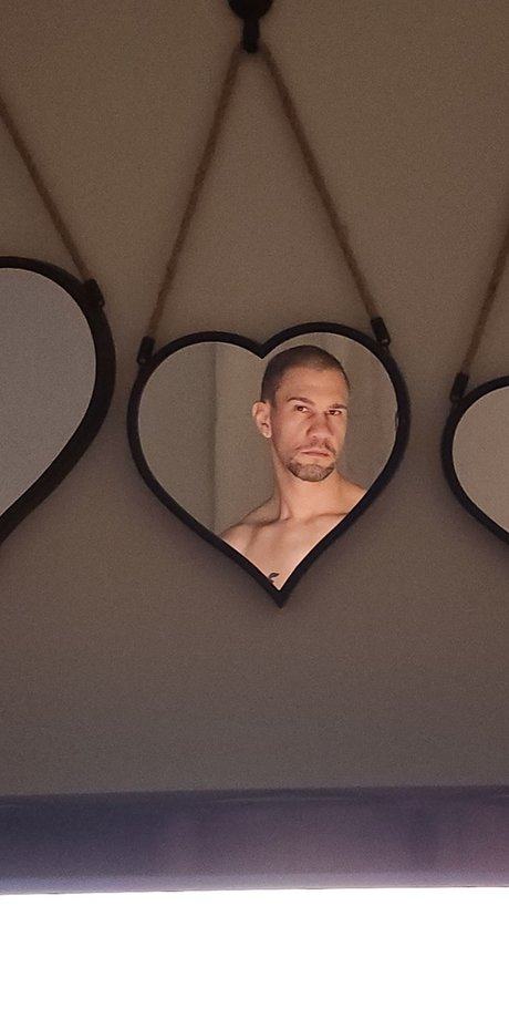 Nacktes geleaktes OnlyFans-Foto von Lj