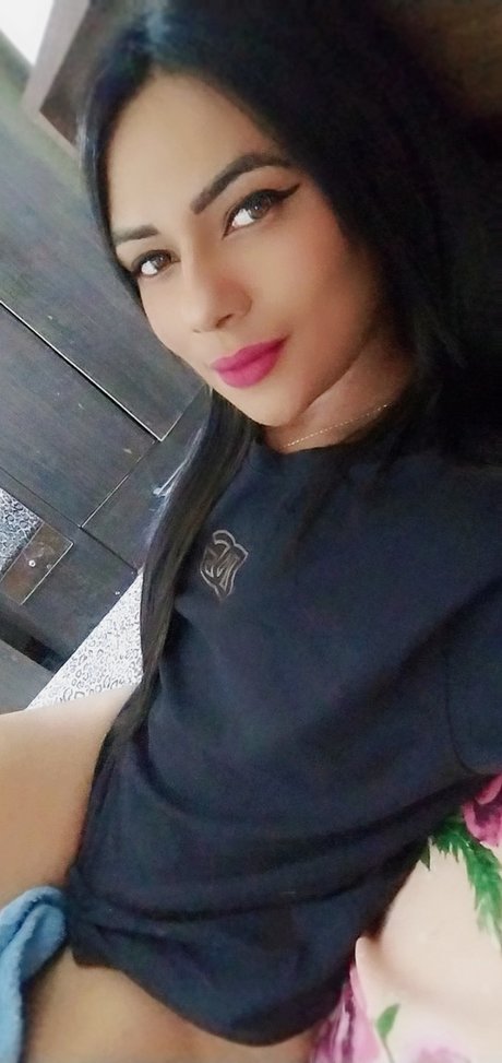 Nacktes geleaktes OnlyFans-Foto von Closanttos