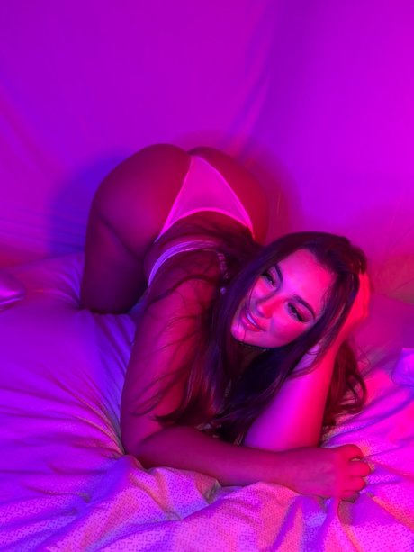 Nacktes geleaktes OnlyFans-Foto von Leah