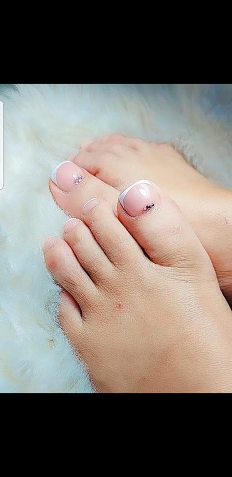 Nacktes geleaktes OnlyFans-Foto von Primavera  Otoo