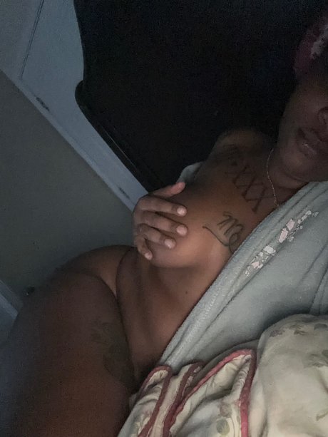 Nacktes geleaktes OnlyFans-Foto von Tootsie