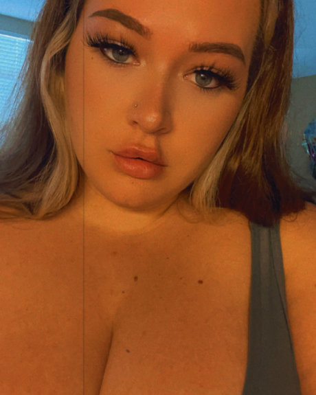 Nacktes geleaktes OnlyFans-Foto von Cait 