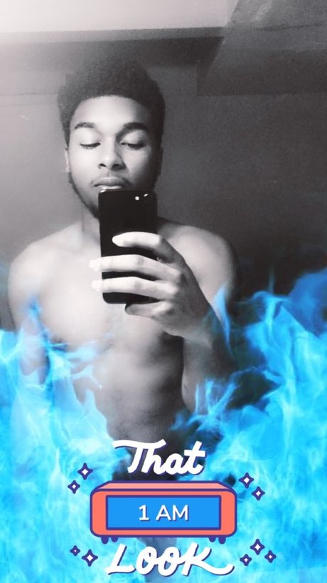 Nacktes geleaktes OnlyFans-Foto von Dee
