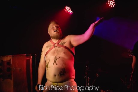 Nacktes geleaktes OnlyFans-Foto von Punk Bear