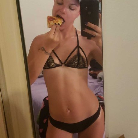 Nacktes geleaktes OnlyFans-Foto von Puffin Panda