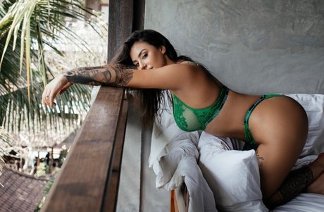 Nacktes geleaktes OnlyFans-Foto von Elisa Wilson