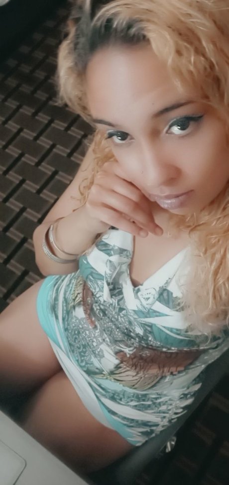 Nacktes geleaktes OnlyFans-Foto von Priscilla Knox